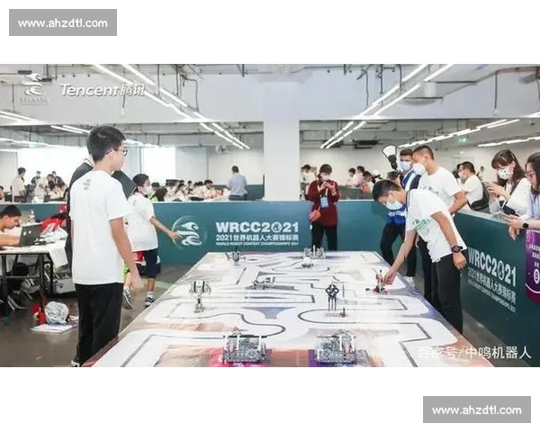 “凌云杯” 徐汇网球赛华东理工收拍 跨年龄对决点燃全民健身热潮